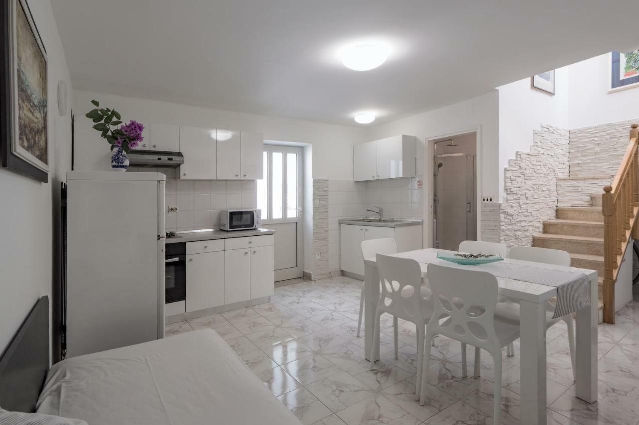 Apartments Rafaj Пула Экстерьер фото