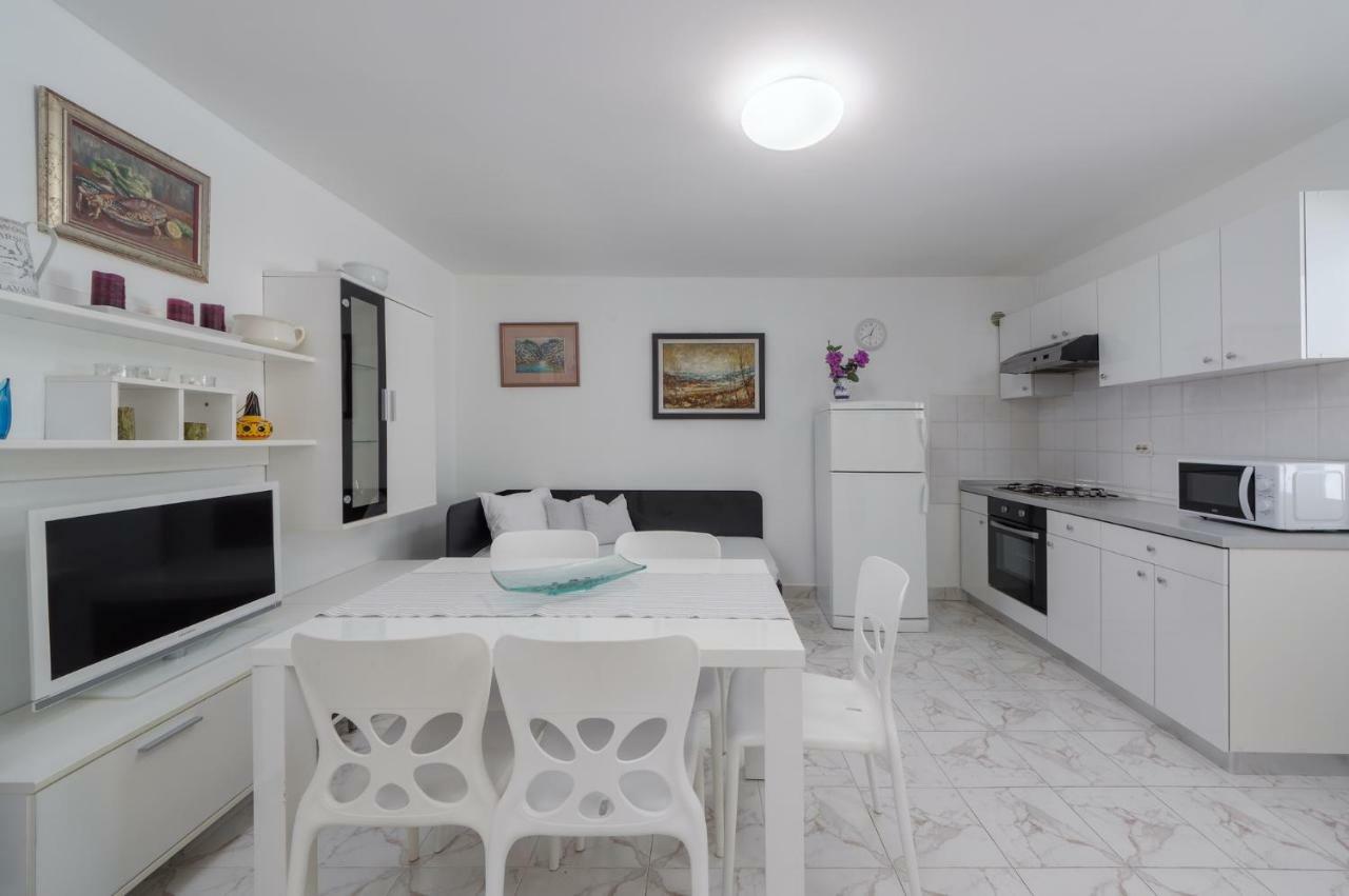 Apartments Rafaj Пула Экстерьер фото